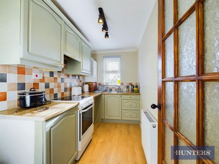 1 bedroom Bungalow To Let - Photo 3