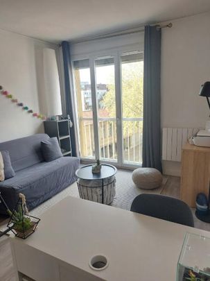 Location Appartement 1 pièce 18m² LYON 7ème - Photo 1