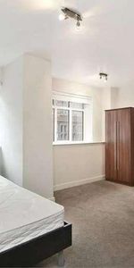 Flat, Warren Court, Euston Road, London, NW1 - Photo 3