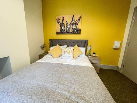 1 bedroom in a house share to rent - Photo 5