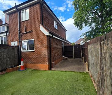 1 bedroom semi-detached house to rent - Photo 2