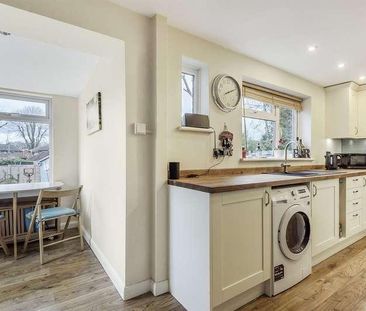 Storrington, West Sussex, RH20 - Photo 1