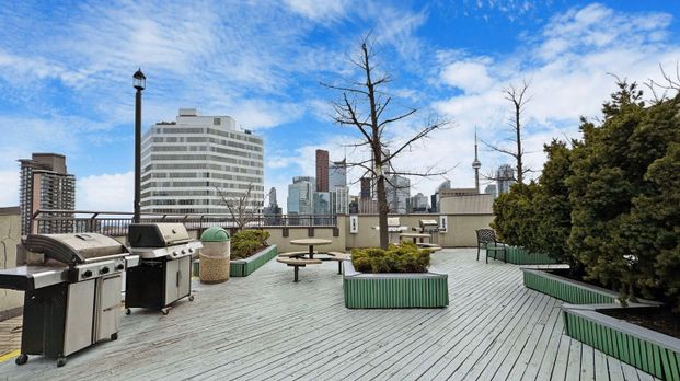 For Lease - 633 Bay Street Unit# 1516, Toronto, Ontario - Photo 1