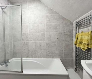 Birdhurst Rise, South Croydon, CR2 - Photo 4