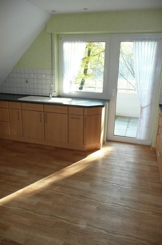 Geräumige 2-Zimmer-Mietwohnung mit Balkon in ruhiger Ortsrandlage - Foto 3