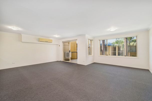 23/216 Matthew Flinders Drive - Photo 1