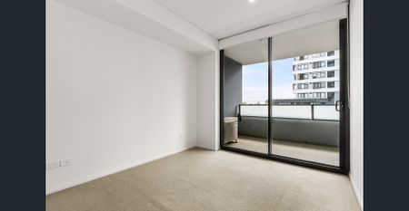 Luxurious and Conveniently Positioned Apartment - Photo 4