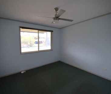 18 Brentwood Ct, Deception Bay, Qld 4508 - Photo 5