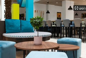 granada, Andalusia 18015