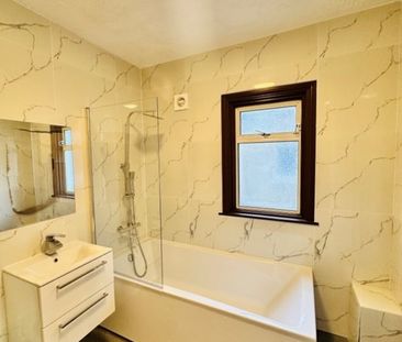 Room in a Shared House, Shrewsbury Road, E7 - Photo 4