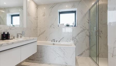 3 bedroom apartment to rent - Photo 2