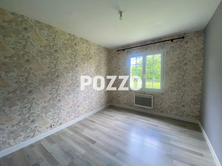 LOCATION d'une maison de 4 pièces (125 m²) à SOULEUVRE EN BOCAGE - Photo 3