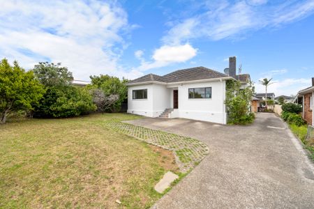 3 Bedroom character home in Mt Roskill - Photo 5