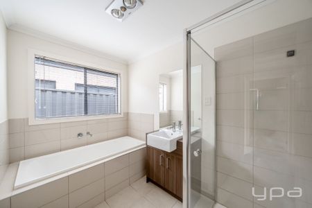 Modern Family Living in the Heart of Manor Lakes - Photo 4