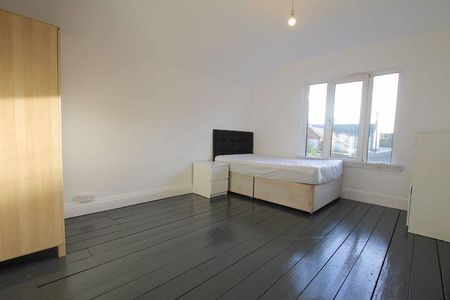 5 bedroom terraced house to rent - Photo 3