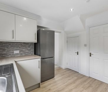Cairneymount Avenue - Photo 6