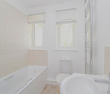 Parklands, Denmead, PO7 - Photo 4