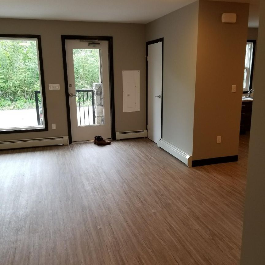 Thoughtfully Designed Accessible Housing for Low-Income Living in Red - Photo 1