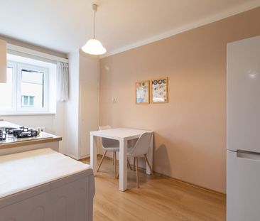 Pronájem bytu 2+1 • 53 m²José Martího, Praha - Veleslavín - Photo 1
