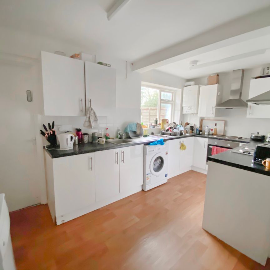 11 Horwood Close, Oxford OX3 7RF - Photo 1