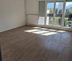 Location Appartement à LE PONT DE CLAIX - Photo 3