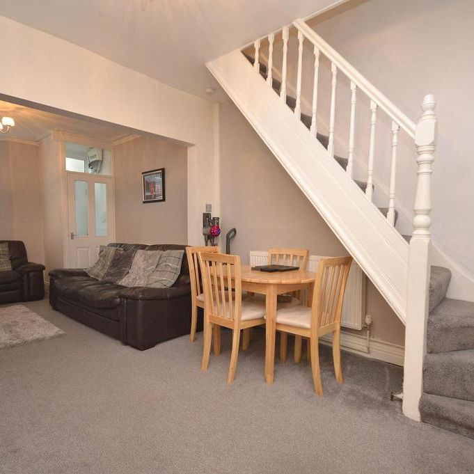 2 bedroom terraced house to rent - Photo 1