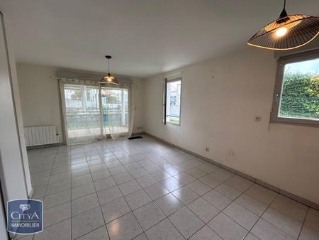 Location Appartement 2 pièces 48m² VAUX SUR MER 17640 - Photo 2