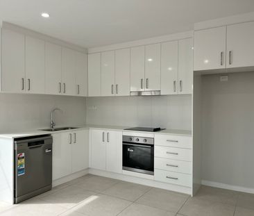 56a Wenke Crescent, Yagoona NSW 2199 - House For Rent | Domain - Photo 4