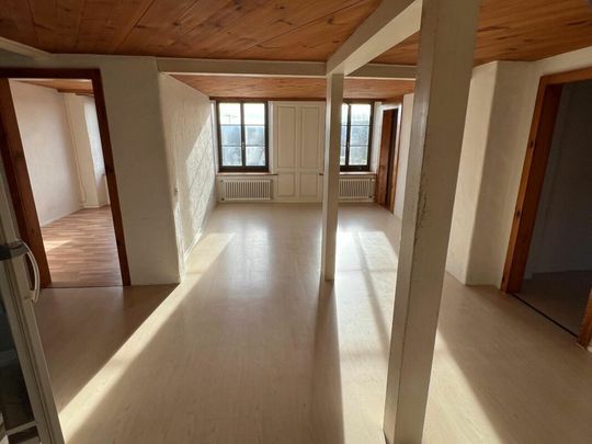 Wohnen auf der Breite - 4.5-Zimmer-Wohnung mit Sitzplatz - Photo 1