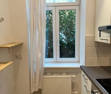 Schubertgasse - 2 Zimmer Altbauwohnung Nähe U6 Volksoper - Photo 3