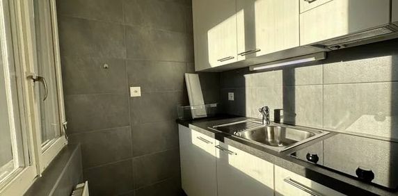 Studio au 5ème étage avec balcon - Photo 2