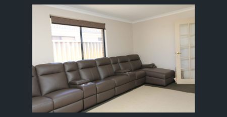 Modern Living in Canning Vale- 4 Bed, 2 Bath Beauty! - Photo 3