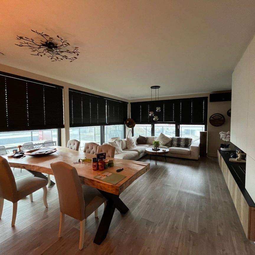 Instapklaar, lichtrijk appartement met zonneterrassen - Photo 1