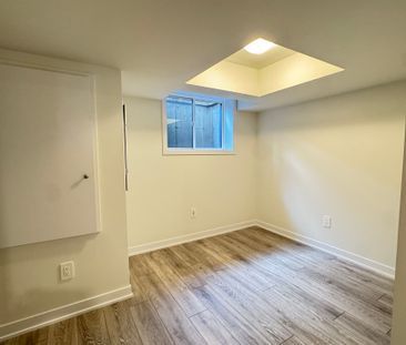 For Lease - 424 Lawrence Heights Way Unit# Basement, Toronto, Ontario - Photo 1