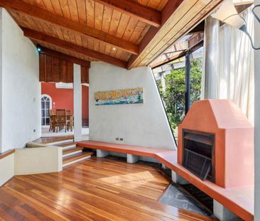 Spanish Villa Retreat with Panoramic Coastal Views - Photo 1