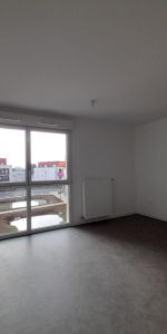 Location Appartement 1 pièce 25m² CORBEIL ESSONNES 91100 - Photo 4