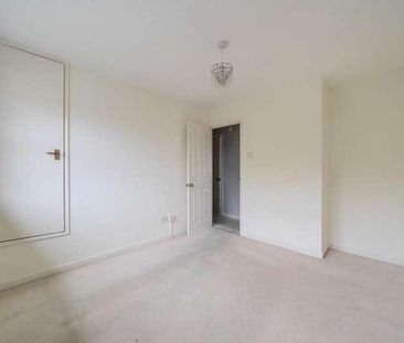 Rowan Close, Aylesbury, HP21 - Photo 3