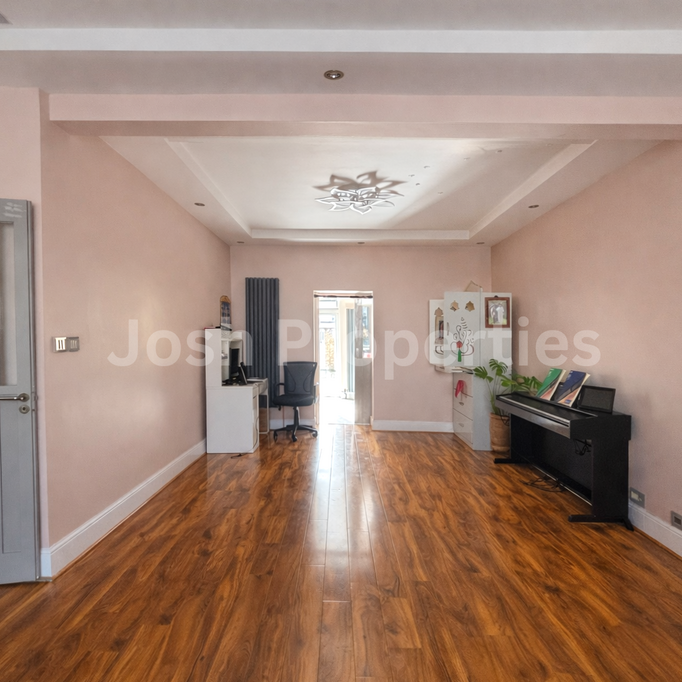 3 bedroom terraced house to rent - Photo 1