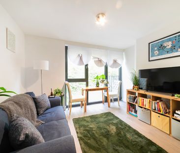 1 Bed Flat, Parkview House, N8 - Photo 2