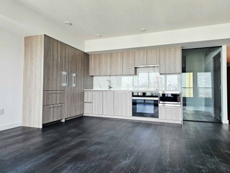 For Lease - 3 Concord Cityplace Way Unit# 7506, Toronto, Ontario - Photo 5