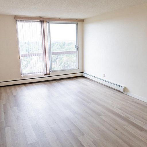 Dhillon Tower - Photo 1