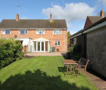 3 bedroom semi-detached house to rent - Photo 6