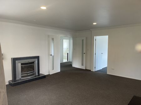 Royal Palms Executive - Papamoa - Photo 5