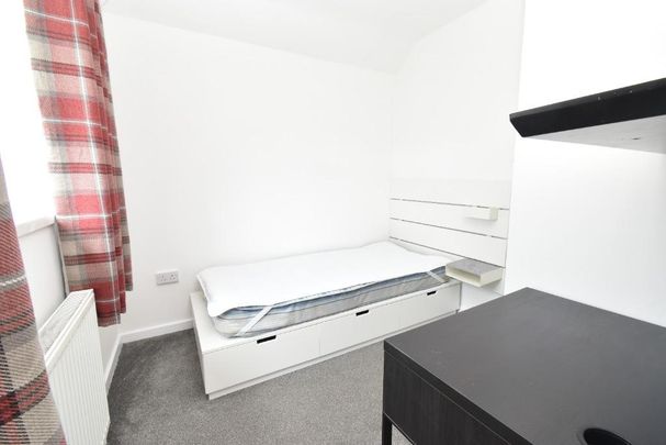 1 bedroom semi-detached house to rent - Photo 1