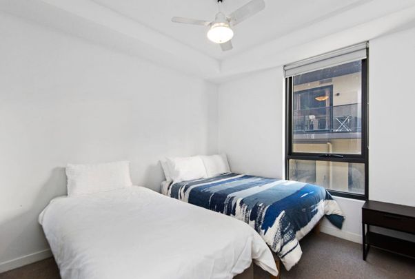 Bright, Modern & Perfectly Positioned in the Heart of Brunswick - Photo 1