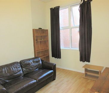 Great Location, 18A Magdala Street, Queens Quarter, Belfast - Photo 4