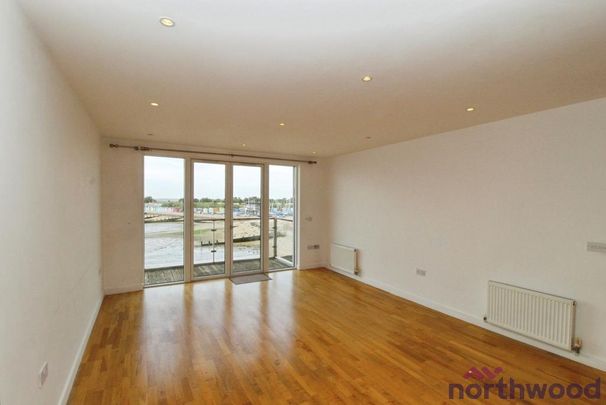 2 bedroom flat to rent - Photo 1