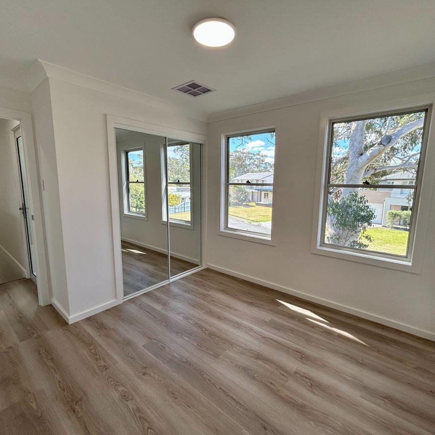 New Build - Stunning 4 Bedroom Executive Property - 3 Bathrooms - Ducted Air - Photo 1