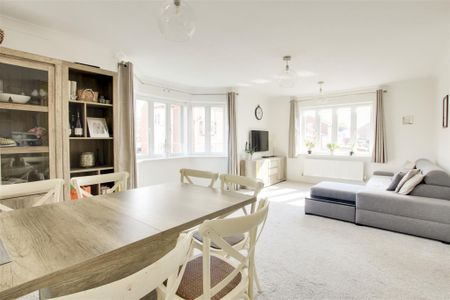 2 Bed Flat For Rent - Photo 4