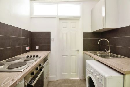 apartment to rent - Photo 2